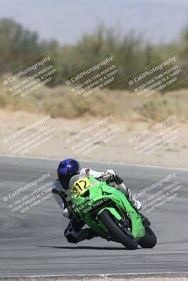 media/Oct-04-2025-CVMA (Sat) [[408bcdd6e4]]/Race 5-Amateur Formula Middleweight/